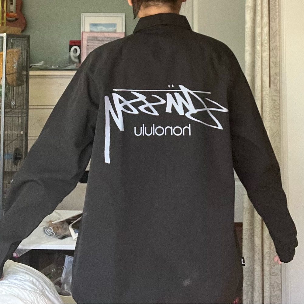 Stussy Black Windbreaker with Honolulu Logo - Picture 9 of 9